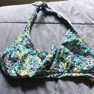old Navy never been worn swim top